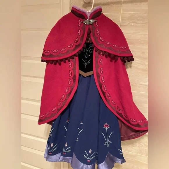 Disney Frozen Anna costume size 6:7